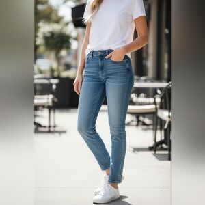 American Eagle Womens Classic Blue Denim Jeans SIZE 2